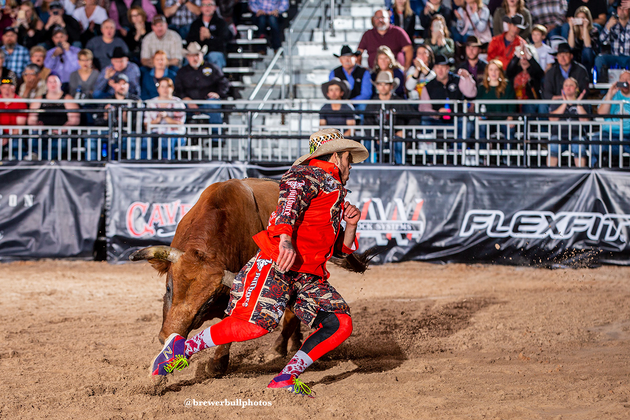 Andres Gonzalez earned his flight victory and advances to Championship Saturday after putting together an 87-point bullfight during Wednesday's FlexFit Preliminary Round of the Bullfighters Only Las Vegas Championship at the Tropicana Las Vegas. (PHOTO BY TODD BREWER)