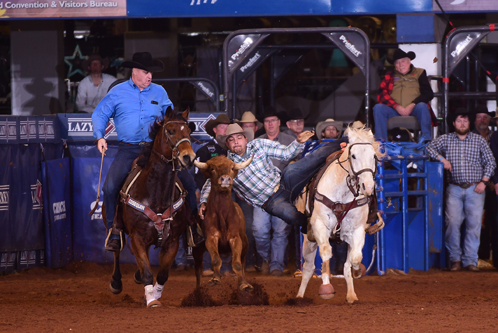 Erich Rogers is a world champion header and a contender for the CINCH Timed Event Championship title every year, but he also supports the Jr. Ironman Championship. (PHOTO BY JAMES PHIFER)