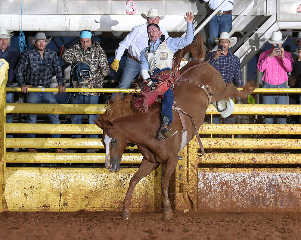 Bill Tutor rides Pete Carr's Good Time Charlie to win the 2018 Lea County Fair and Rodeo. Tutor, a two-time NFR qualifier, has found great success on Carr animals. (PHOTO BY PEGGY GANDER)