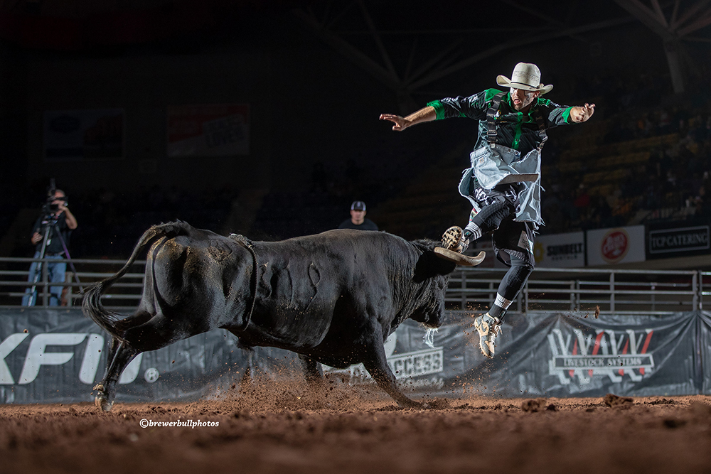 Beau Scheuth picked up a key late-season Bullfighters Only victory this past Sunday by winning One HOT Bullfight in Waco, Texas. Scheuth is the No. 7 man in the BFO Pendleton Whisky World Standings. (PHOTO BY TODD BREWER)