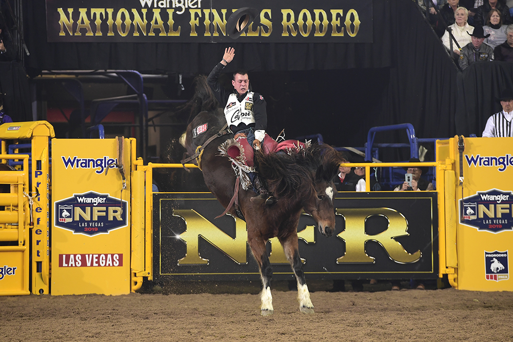 Tim O'Connell rides Pickett Pro Rodeo's Top Flight for 91.5 points to close out his 2019 National Finals Rodeo. (PRCA PRORODEO PHOTO BY JAMES PHIFER)